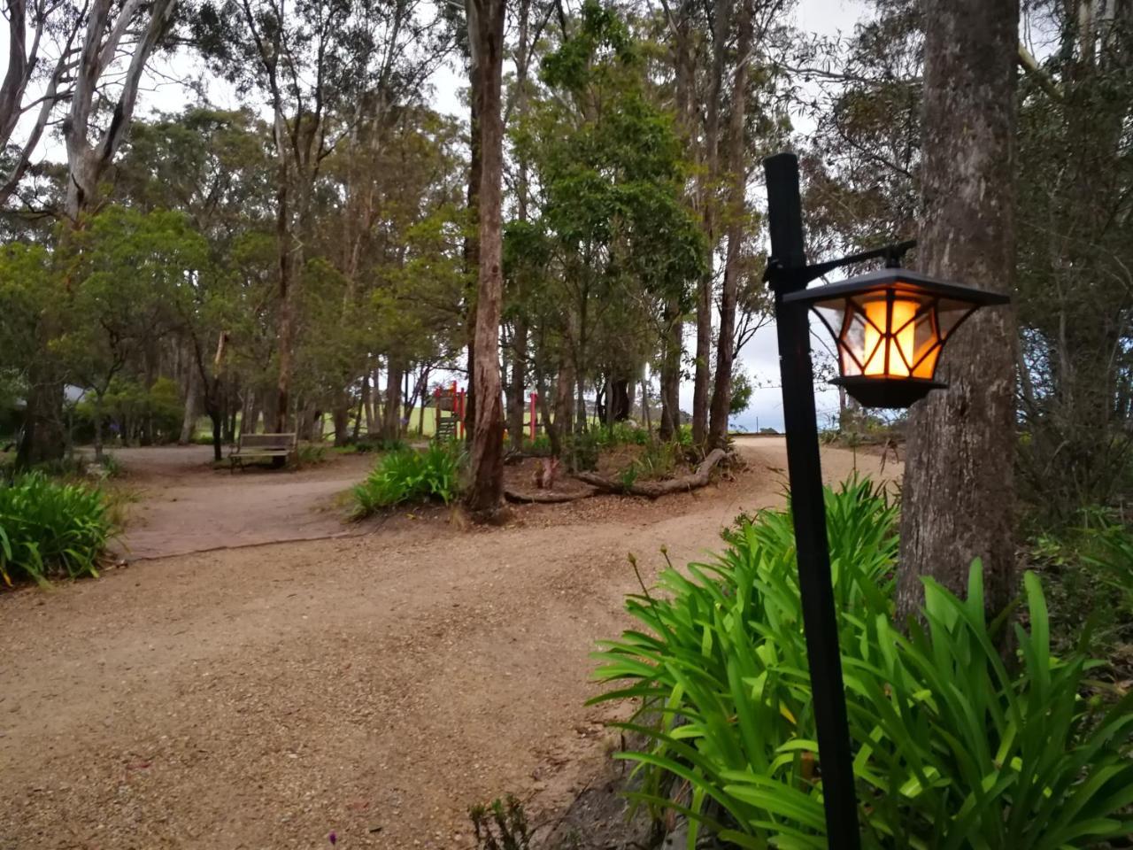 Kalimna Woods Cottages Lakes Entrance Eksteriør bilde
