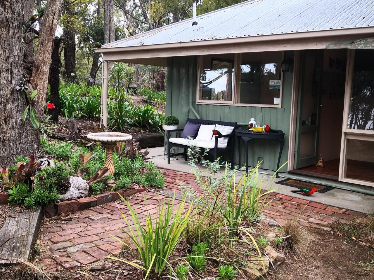 Kalimna Woods Cottages Lakes Entrance Eksteriør bilde